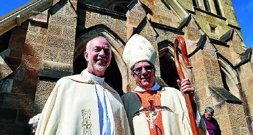 Rev Rod Winterton is welcomed by Bishop Rob Nolan. Rev Rod Winterton is welcomed by Bishop Rob Nolan.